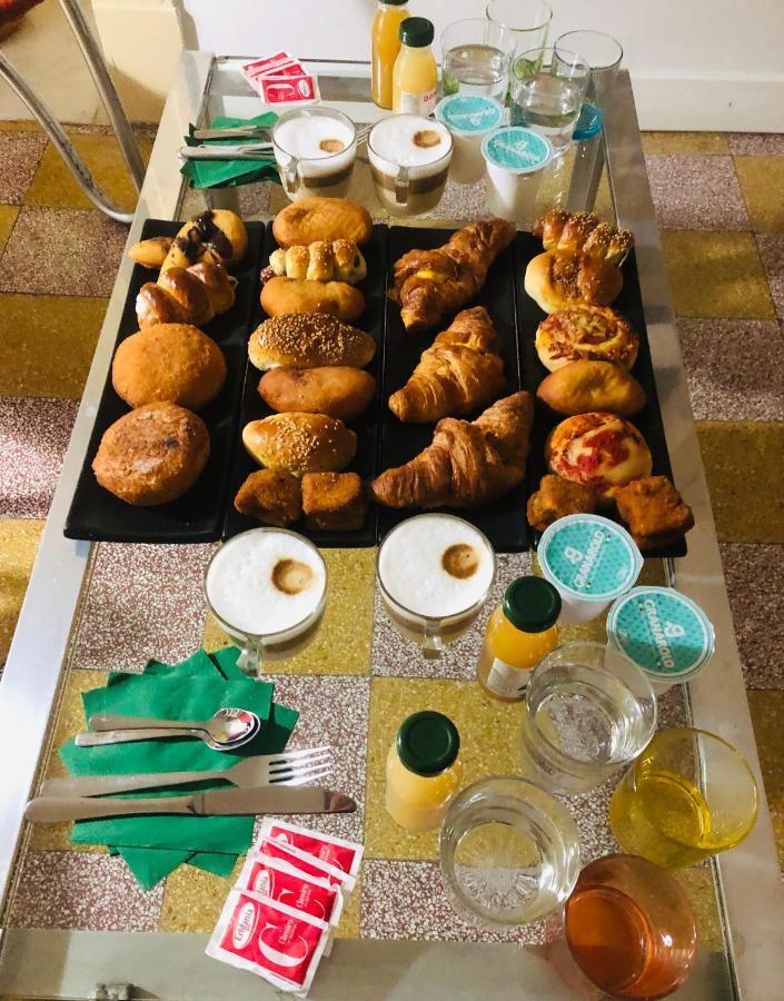 B&B Giulio Cesare 24 Palermo Bagian luar foto