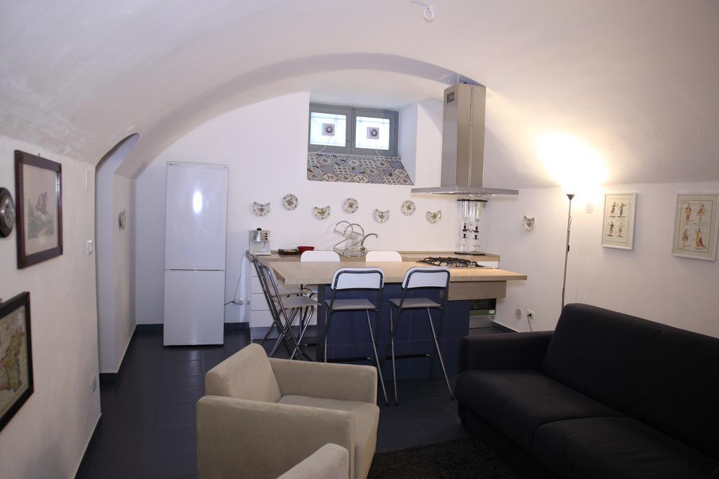 B&B Giulio Cesare 24 Palermo Bagian luar foto