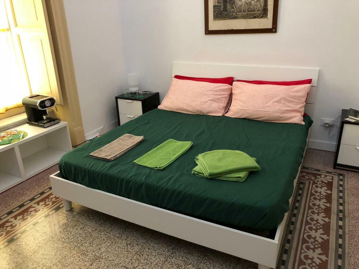 B&B Giulio Cesare 24 Palermo Bagian luar foto
