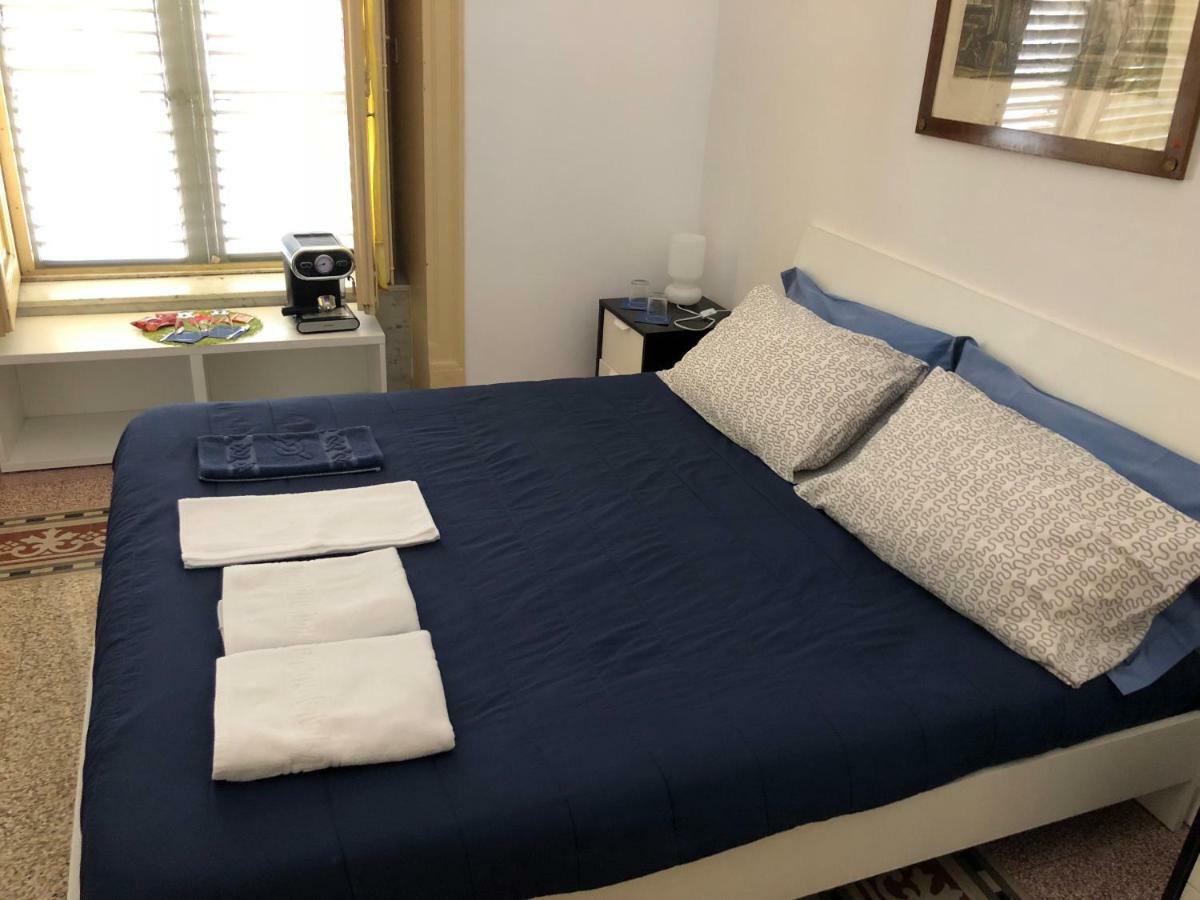 B&B Giulio Cesare 24 Palermo Bagian luar foto
